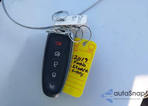 2019 Ford Escape Se из США, поврежденный, VIN 1FMCU9GD6KUC17820